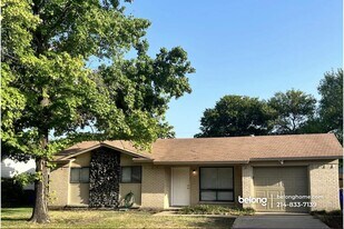 5716 Hanson Dr in Watauga, TX - Building Photo