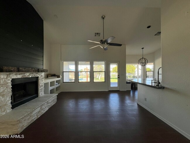 17218 E Starflower Ct in Queen Creek, AZ - Building Photo - Building Photo