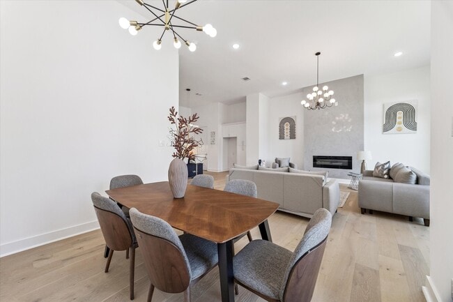 property at 2122 Oatfield Dr