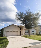 366 Aylesbury Ct in Kissimmee, FL - Building Photo