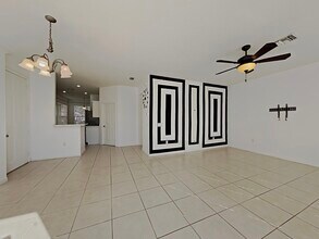 4935 Poolside Dr in St. Cloud, FL - Building Photo - Building Photo