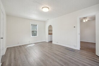 1916 NE Emerson St in Portland, OR - Building Photo - Building Photo