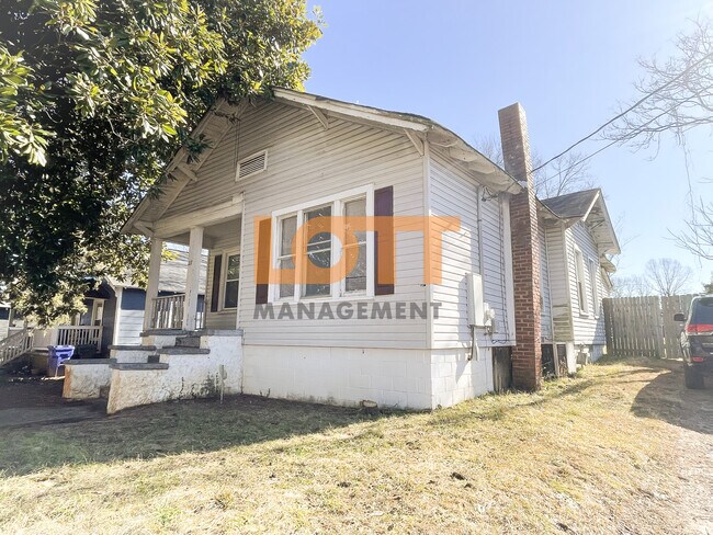 27 Pendleton Rd in Greenville, SC - Building Photo - Building Photo