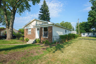 27138 Alger Blvd in Madison Heights, MI - Foto de edificio - Building Photo