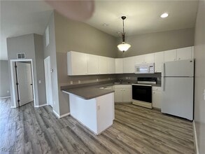 1312 NE 16th Terrace in Cape Coral, FL - Building Photo - Building Photo