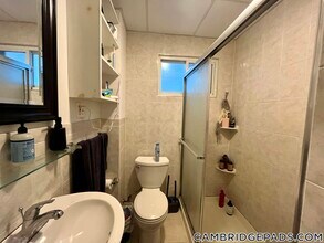 24 Hardwick St in Cambridge, MA - Building Photo - Building Photo