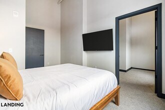 55 Elm St, Unit 501 in Hartford, CT - Foto de edificio - Building Photo