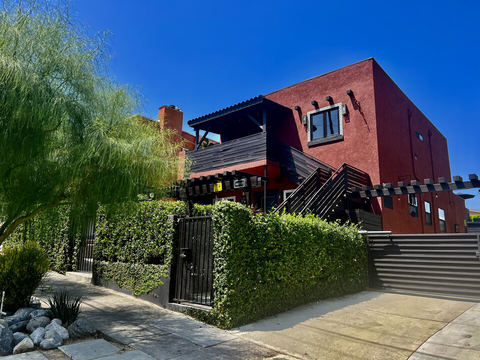 1427 1/2 Maltman Ave in Los Angeles, CA - Building Photo