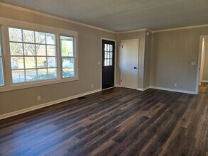 24 Pine Cir in Oneonta, AL - Foto de edificio - Building Photo