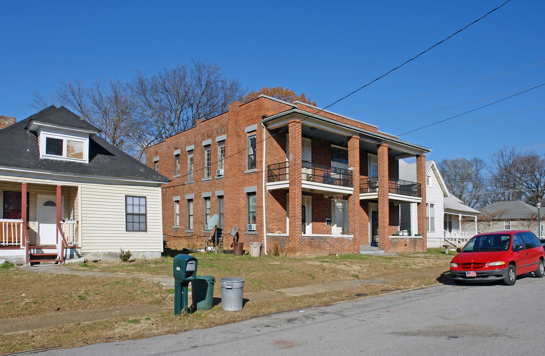 1205 Peachtree St in Chattanooga, TN - Building Photo