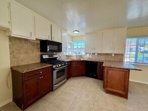 2636 E Wall St in Signal Hill, CA - Building Photo - Building Photo