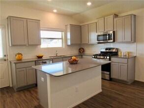 1321 Chad Dr in Round Rock, TX - Building Photo - Building Photo