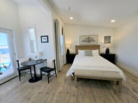 118 S Pacific St in Rockaway Beach, OR - Building Photo