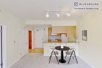 1099 Admiral Ct in San Bruno, CA - Building Photo - Building Photo
