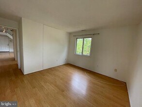 1202 Aspen Dr in Plainsboro, NJ - Building Photo - Building Photo