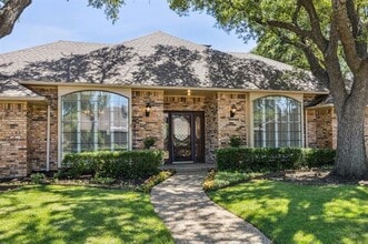 4406 Cobblers Ln in Dallas, TX - Building Photo - Building Photo