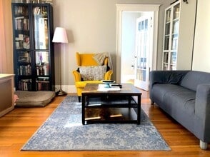 54 Lothrop St in Newton, MA - Building Photo - Building Photo