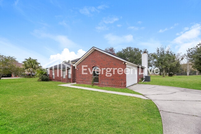 12549 Lochloosa Ln in Jacksonville, FL - Building Photo - Building Photo