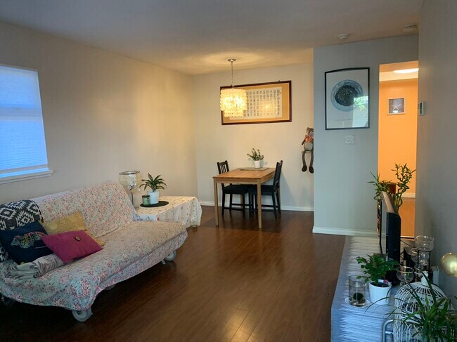 1182 W 7th Ave in Vancouver, BC - Building Photo - Building Photo