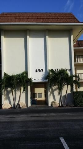 400 Wilma Cir-Unit -108 in West Palm Beach, FL - Building Photo