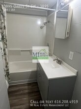 3895 Oakes St SW in Grandville, MI - Building Photo - Building Photo