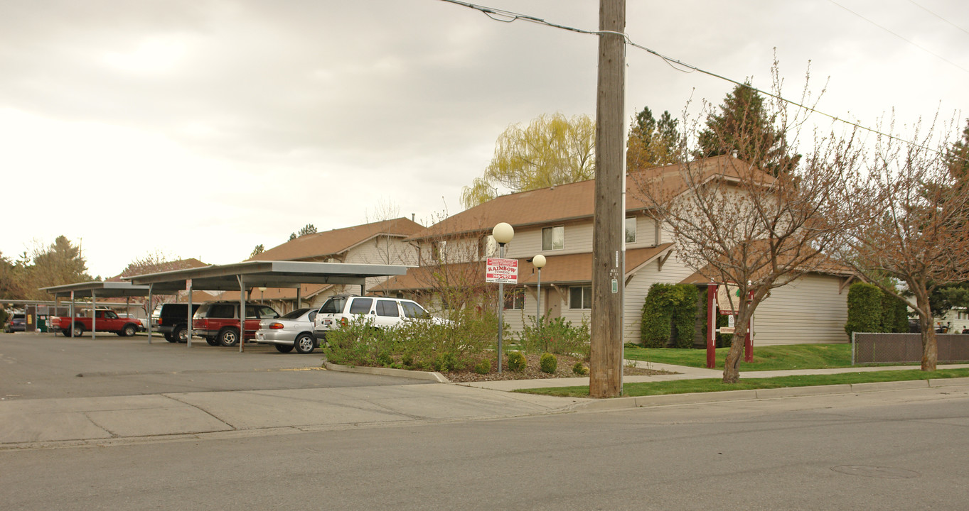 Maple Grove Apartments in Coeur d'Alene, ID - Building Photo