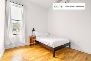 Room in Shared 5 bed/3 bath home in New York, NY - Building Photo