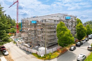 807-847 33rd Av E in Vancouver, BC - Building Photo