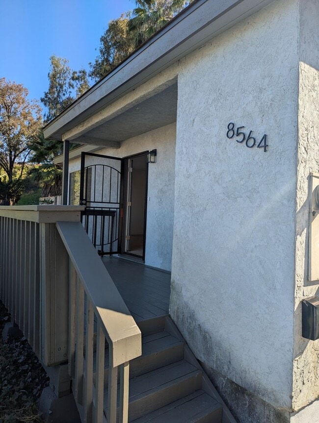 8564 Vista Del Verde in El Cajon, CA - Building Photo - Building Photo