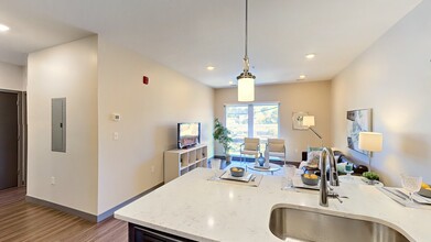 University Square North in Salem, MA - Building Photo - Building Photo