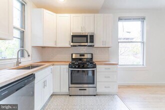 4813 Chester Ave in Philadelphia, PA - Building Photo - Building Photo