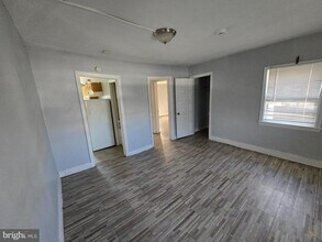 3204 W 10th St in Chester, PA - Building Photo - Building Photo