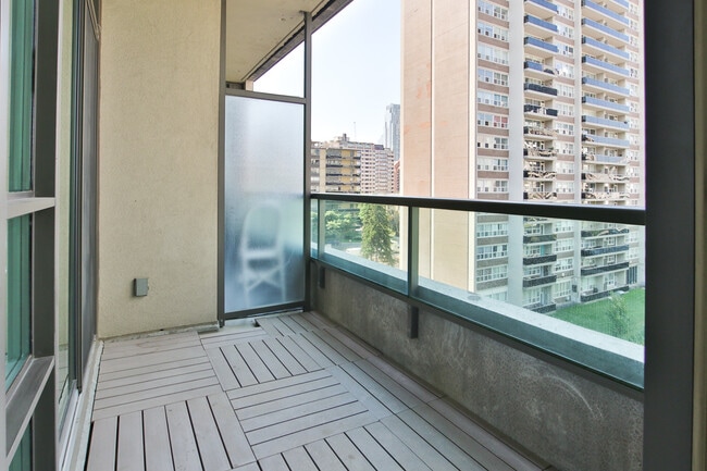 220 Redpath Ave in Toronto, ON - Building Photo - Building Photo