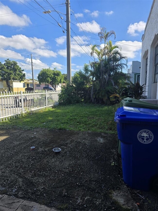 1250 NW 55th St in Miami, FL - Building Photo - Building Photo