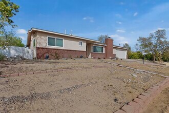 4113 La Colorada Ct SE in Rio Rancho, NM - Building Photo - Building Photo
