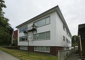 Westmont in Vancouver, BC - Building Photo
