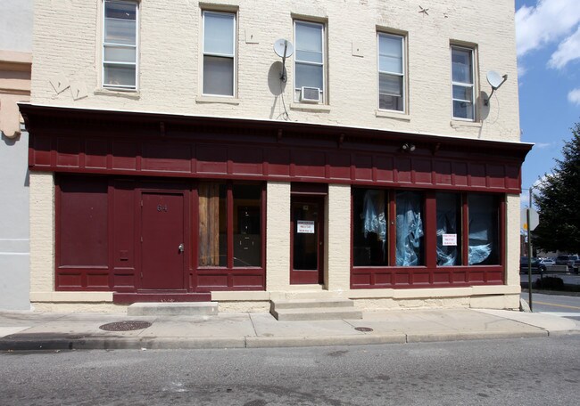 62-64 W Antietam St in Hagerstown, MD - Building Photo - Building Photo