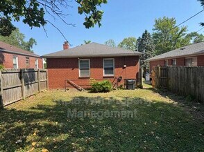 8334 Elmore Ave in St. Louis, MO - Building Photo - Building Photo