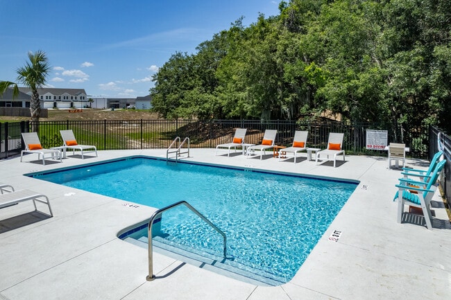 Crescent by Stella Homes