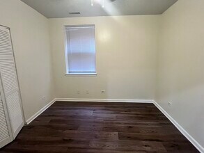 6741 S Merrill Ave in Chicago, IL - Building Photo - Building Photo