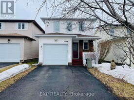 1834 Duclos Ave in Ottawa, ON - Building Photo