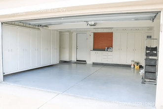 27841 Bloomfield Ct in Santa Clarita, CA - Building Photo - Building Photo