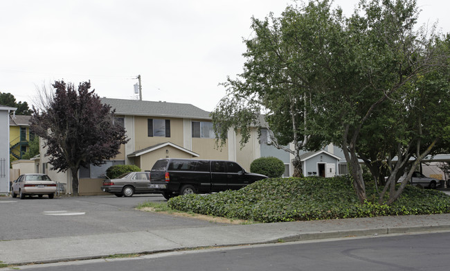 23-29 Alabama St in Vallejo, CA - Foto de edificio - Building Photo