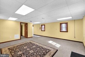 392 5 Locks Rd in Shoemakersville, PA - Building Photo - Building Photo