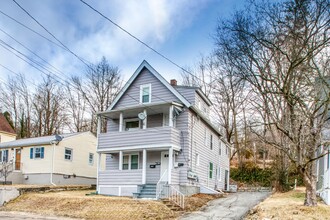 30 Terrace Ave in Waterbury, CT - Building Photo - Building Photo