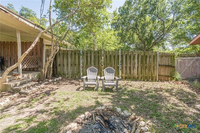324 Craddock Ave