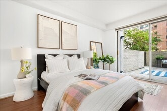 5500 Friendship Blvd, Unit 820N in Chevy Chase, MD - Foto de edificio - Building Photo