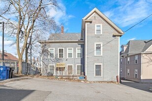 143 North St, Unit 2 in Salem, MA - Building Photo