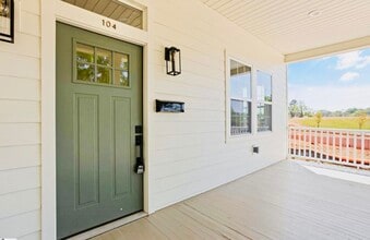 104 B St in Greenville, SC - Building Photo - Building Photo