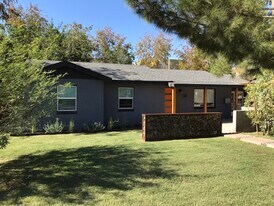 308 E 14th St in Tempe, AZ - Building Photo